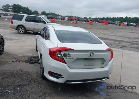 2020 Honda Civic Lx z USA, uszkodzony, nr VIN 19XFC2F67LE021075